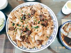 -壹阁胡羊焖饼(特色小吃街店)