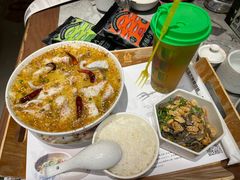 -渔语鱼新川菜Bistro(万象天地店)