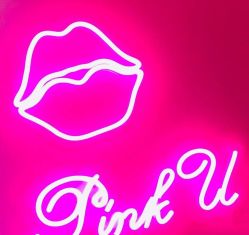 -Pink You美甲美睫纹绣定制中心