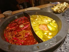 鸳鸯酸菜锅-蜀大侠火锅(四川北路店)