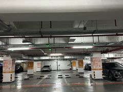 -龙湖虹桥天街-停车场