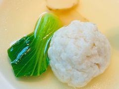 松茸黄鱼狮子头-屋里厢上海菜馆
