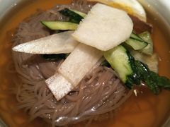 -萨拉伯尔(燕莎友谊商城店)