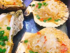 -覃记海鲜美食餐厅