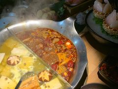 -湊湊火锅·茶憩(杭州湖滨银泰in77店)
