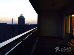 -仁恒辉盛阁酒店公寓