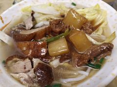 烧鹅肶拼牛腩粉-厚街烧鹅(麻涌店)