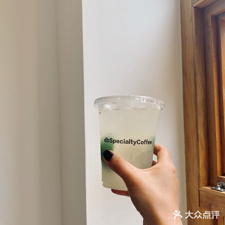 喜欢吃薄披萨的可以试一下他们家的薄底披萨