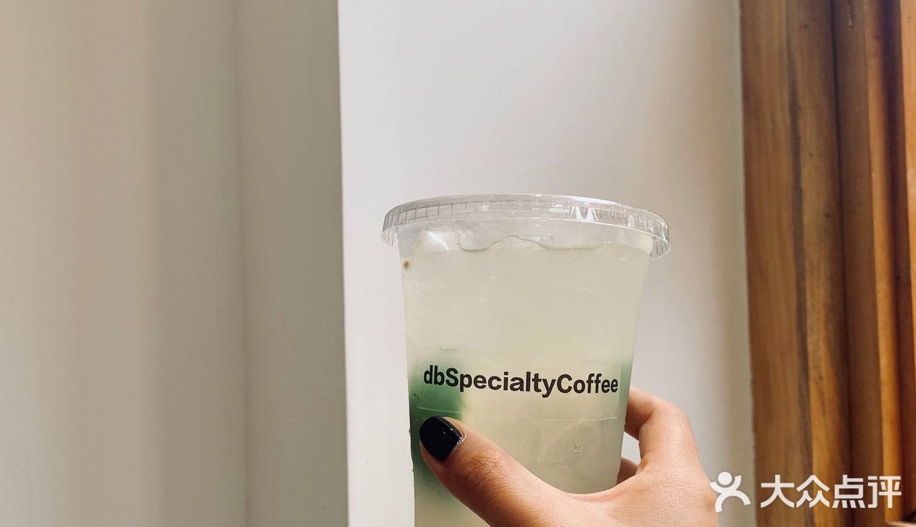 喜欢吃薄披萨的可以试一下他们家的薄底披萨