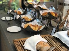 -海口绿发希尔顿酒店-田园汇自助餐·三文鱼·海鲜