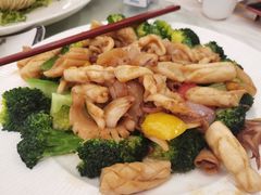 酱爆鱿鱼西蓝花-黄埔华苑酒家(黄埔店)