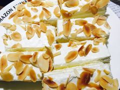 -亚马逊环球美食百汇(新城吾悦广场店)