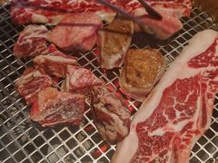 -铭牛烧肉·和牛海鲜自助(高新月牙湖店)