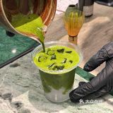 卧卧卧。。。偶遇了英博球员在罗斯福买冰淇淋