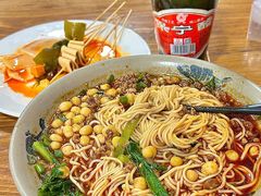 -丁丁猫重庆小面(徐州路店)