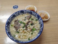 羊肉泡馍-李家特色小炒泡馍