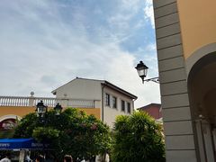 -佛罗伦萨小镇广佛名品奥特莱斯(疏港路店)