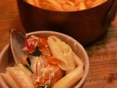 -SISTERS BAR RESTAURANT川意酒馆(嘉善老市H楼店)