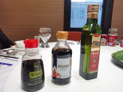 -红鼎豆捞·非遗鲍皇汤火锅(宝丰路店)