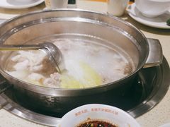 -煲大王猪肚鸡·椰子鸡火锅(红谷滩万达店)