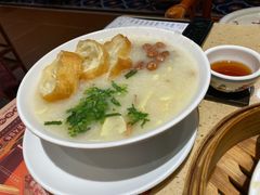 荔湾艇仔粥-点都德(春熙路群光广场店)