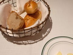 面包-Wolfgang’s Steakhouse 沃夫冈牛排馆(上海白玉兰广场店)