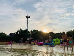 -热带风暴水上乐园