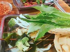 鸳鸯锅底-乐山串串香老火锅(鼓楼店)