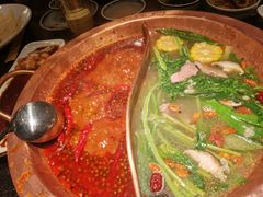 -山城鼎重庆老火锅(西安钟楼店)