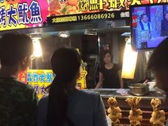 -六合夜市