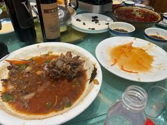 -鹤乡东北菜(崮山路店)
