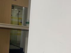 -吾遇酒店(深圳火车站罗湖口岸店)