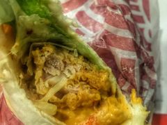 吮指十三鲜小龙虾烤鸡堡/鸡肉卷-肯德基(中关村E世界店)