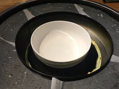 -三人行骨头王火锅(长寿店)