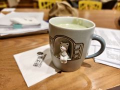 -新华里咖啡书吧(新华书店小寨店)