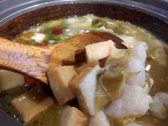 -周鱼小馆石锅酸菜鱼(活力汇店)