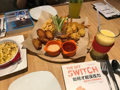 -必胜客(金鹰店)