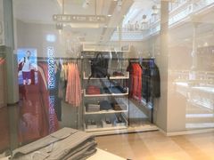 -COS(月星环球港店)