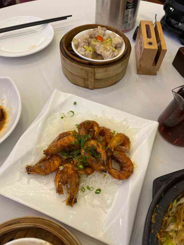 圣丰盛宴酒家(东城店)-"周末喝茶,一般六福等不到位就到圣丰,到圣.