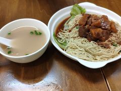 牛腩竹升捞面-七叔公面家(拱北口岸店)