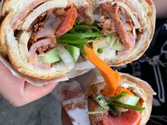 -Bánh Mì Huynh Hoa
