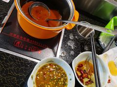 -轩于鲜旋转自助小火锅(新之城购物广场店)