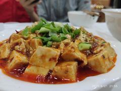 -乡土特色.冷锅鱼.牦牛肉汤锅