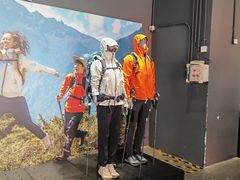 -迪卡侬(大英山店)
