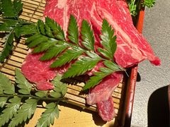 -铭牛烧肉·和牛海鲜自助(高新月牙湖店)