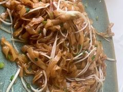 干炒牛河-馨越楼·点心·粤菜(赤坎店)