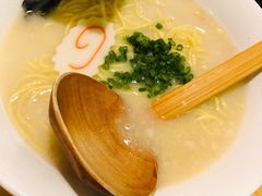 -豚真制面所(华泰中心店)