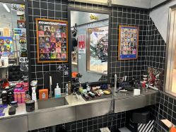 -Devilhands Barbershop男士理容店
