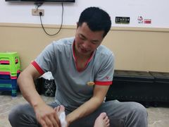 -郑远元专业修脚房(晴川街店)