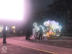 -梅龙镇广场